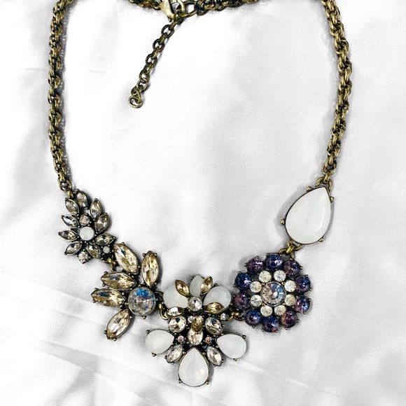 Banana Republic Statement Necklace - Picture 1 of 8